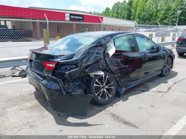4T1B11HKXJU113123 Toyota CAMRY SE