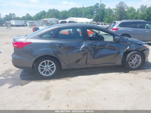 1FADP3F21JL318707 Ford FOCUS SE