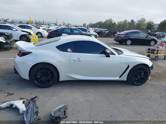 Toyota Gr86 Premium 2024 JF1ZNBE10R8752470 Image 14