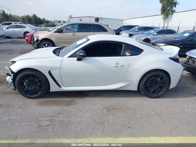 Toyota Gr86 Premium 2024 JF1ZNBE10R8752470 Image 15