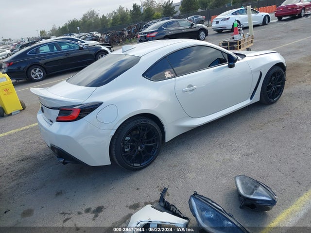 Toyota Gr86 Premium 2024 JF1ZNBE10R8752470 Image 4