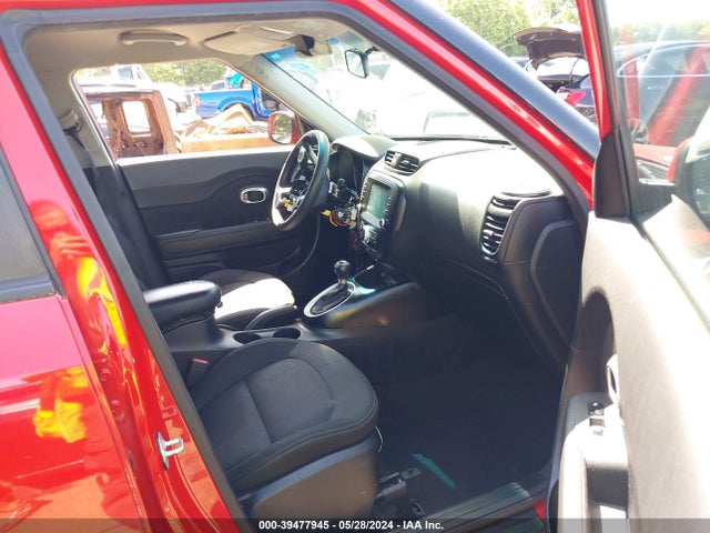 KIA SOUL + 2018 KNDJP3A52J7517675 Image 5