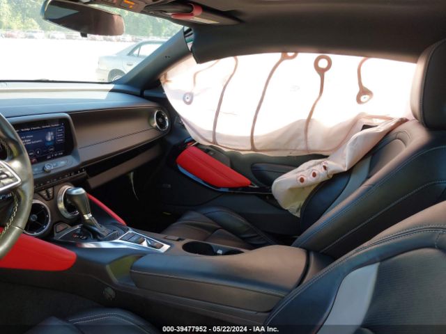 1G1FD1RXXN0105858 Chevrolet Camaro Rwd  2lt