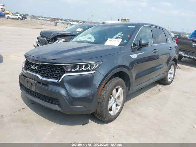 KIA SORENTO LX 2023 5XYRGDLC8PG192174 Image 2