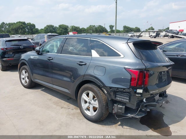 KIA SORENTO LX 2023 5XYRGDLC8PG192174 Image 3