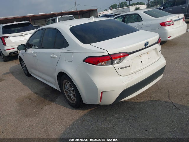Toyota Corolla Hybrid Le 2021 JTDEAMDE8MJ003292 Image 3