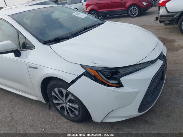 Toyota Corolla Hybrid Le 2021 JTDEAMDE8MJ003292 Image 6