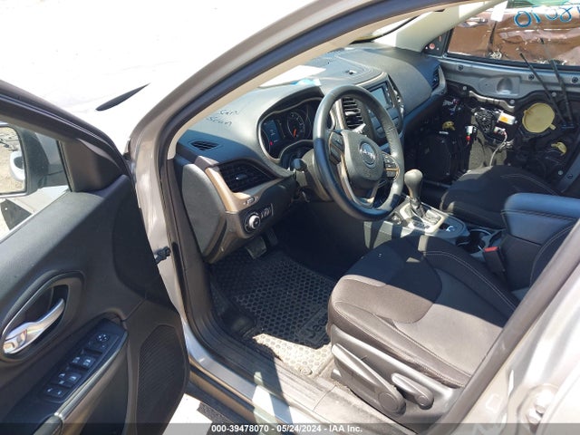 Jeep Cherokee Latitude 2015 1C4PJLCB3FW530902 Image 5