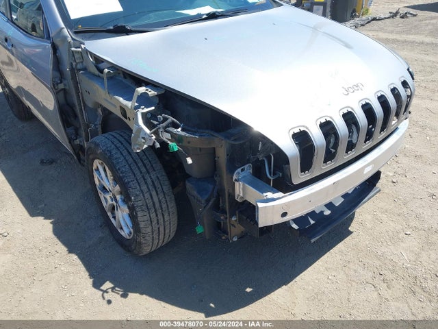 Jeep Cherokee Latitude 2015 1C4PJLCB3FW530902 Image 6