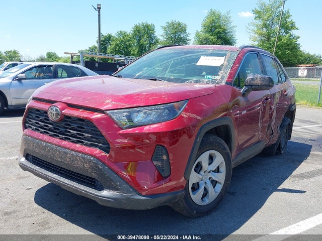 Toyota RAV4 LE 2020 JTMF1RFV6LD050154 Image 2