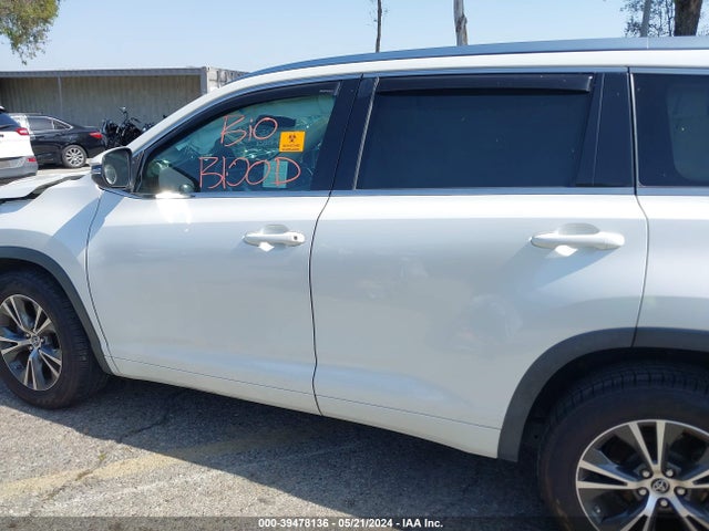 Toyota Highlander Xle V6 2016 5TDKKRFH7GS127761 Image 14