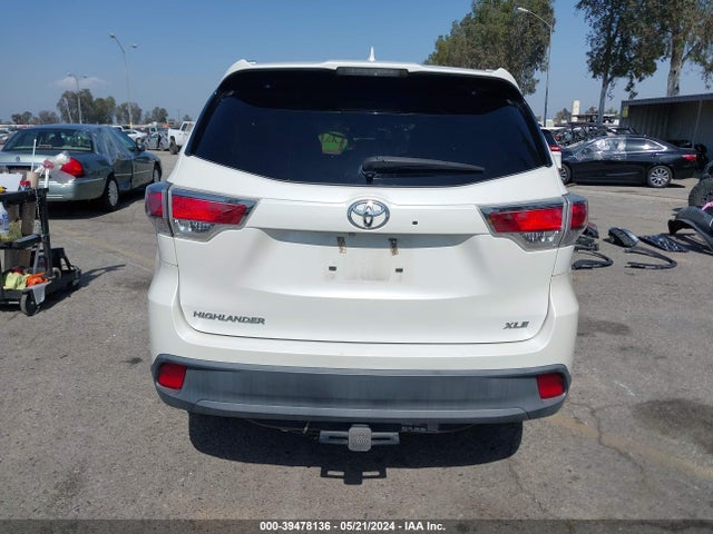 Toyota Highlander Xle V6 2016 5TDKKRFH7GS127761 Image 16