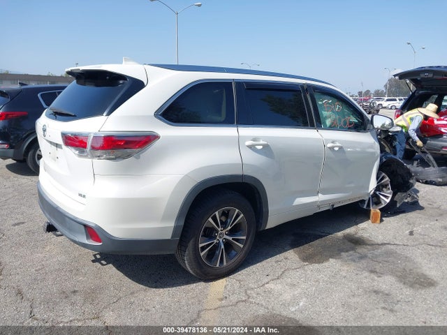 Toyota Highlander Xle V6 2016 5TDKKRFH7GS127761 Image 4