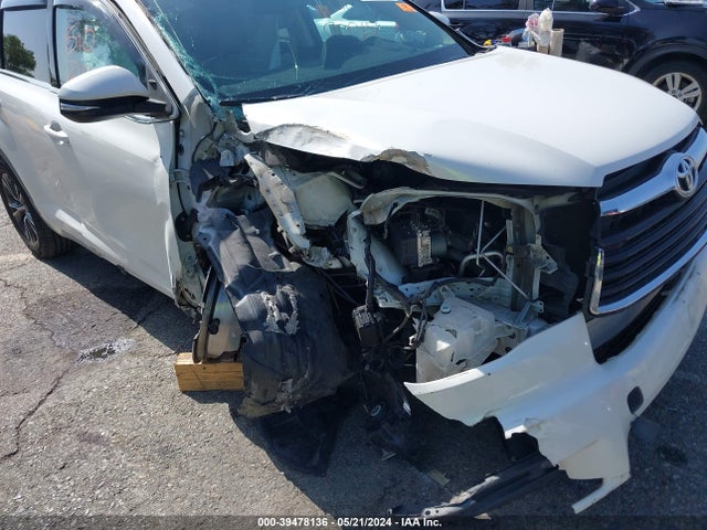 Toyota Highlander Xle V6 2016 5TDKKRFH7GS127761 Image 6