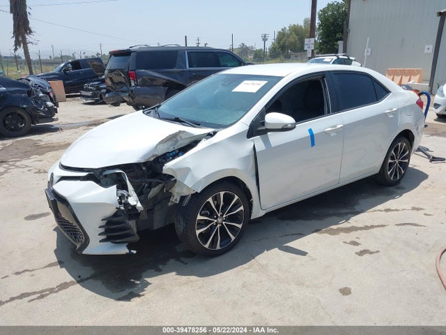 Toyota COROLLA SE 2017 5YFBURHE7HP722293 Image 2