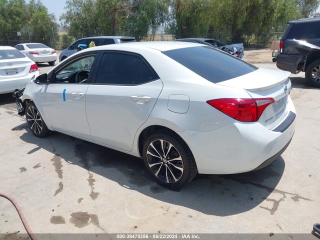 Toyota COROLLA SE 2017 5YFBURHE7HP722293 Image 3