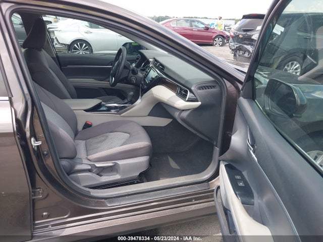 Toyota CAMRY LE 2020 4T1C11AK0LU875281 Image 5