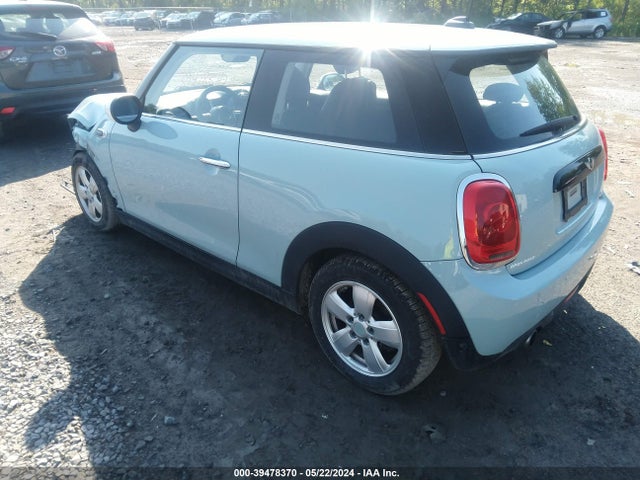 2018 MINI HARDTOP WMWXP5C57J2G62744 Photo 2