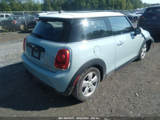 2018 MINI HARDTOP WMWXP5C57J2G62744 Photo 3