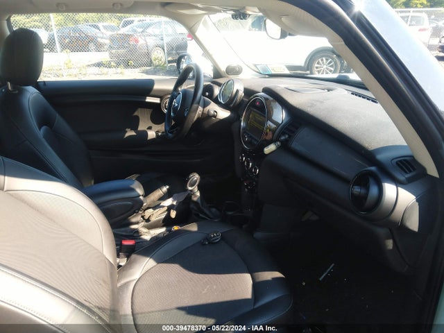 2018 MINI HARDTOP WMWXP5C57J2G62744 Photo 4