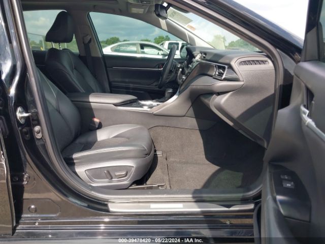 4T1B61HK8KU803049 Toyota CAMRY XSE