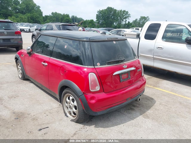 2005 MINI COOPER WMWRC33545TK61092 Photo 2