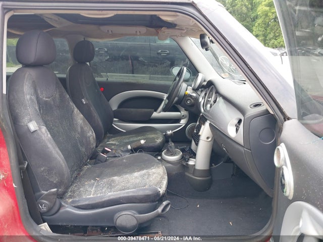 2005 MINI COOPER WMWRC33545TK61092 Photo 4