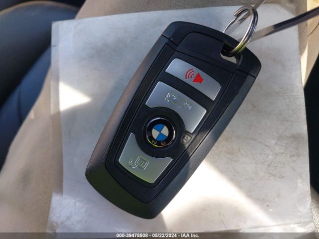 WBA8A9C59JAH12952 BMW 320i