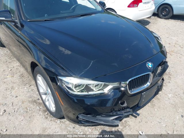 WBA8A9C59JAH12952 BMW 320i