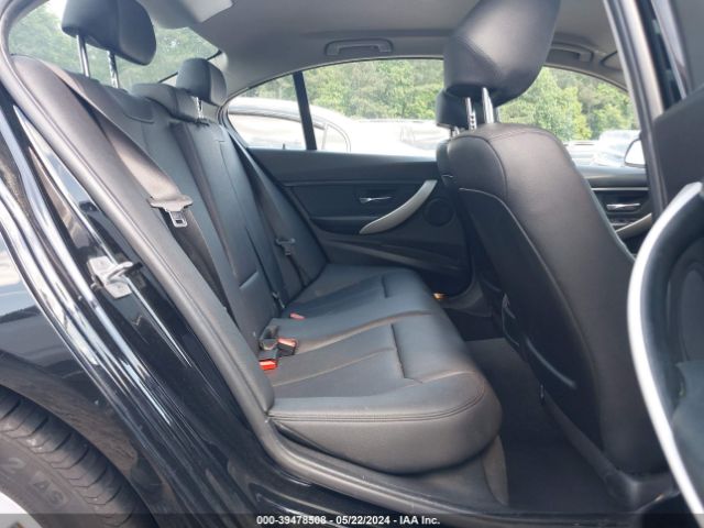 WBA8A9C59JAH12952 BMW 320i