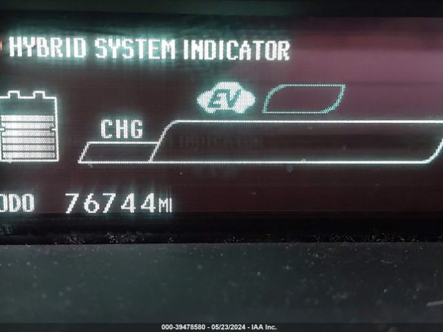 JTDKN3DU2F0469138 Toyota Prius Two