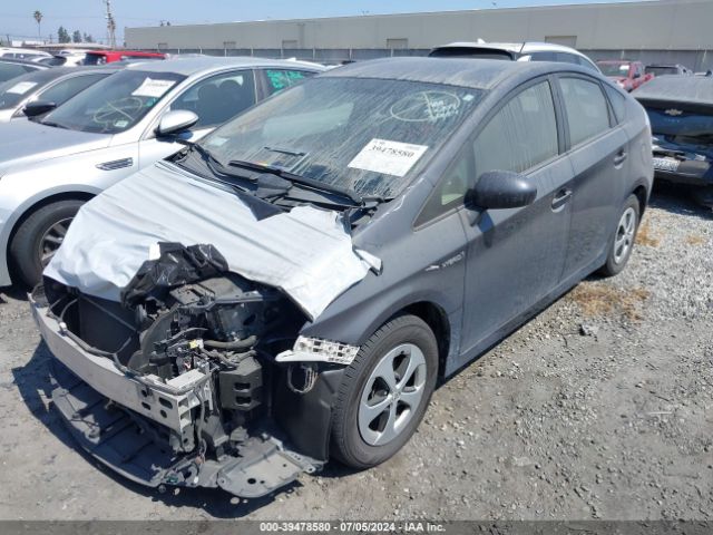 JTDKN3DU2F0469138 Toyota Prius Two