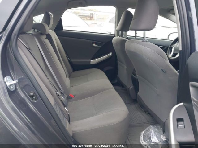 JTDKN3DU2F0469138 Toyota Prius Two
