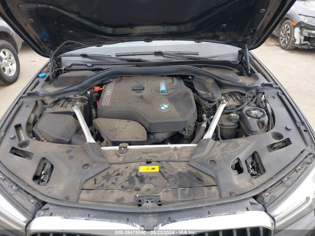 WBA13AG08NCJ19540 BMW 530e