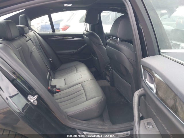 WBA13AG08NCJ19540 BMW 530e