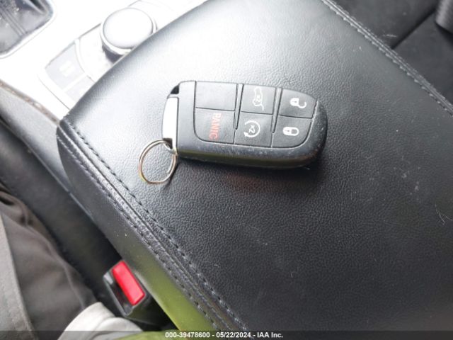 1C4RJFAG4JC383993 Jeep Grand Cherokee Laredo