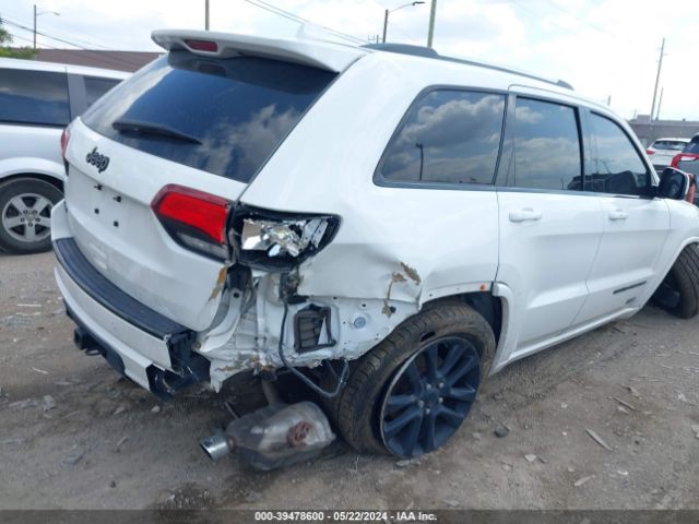 1C4RJFAG4JC383993 Jeep Grand Cherokee Laredo