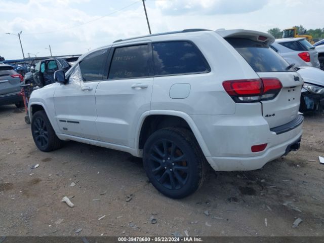 1C4RJFAG4JC383993 Jeep Grand Cherokee Laredo