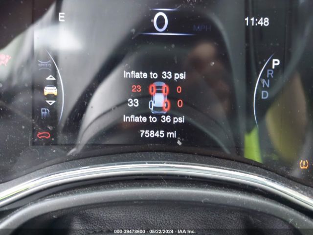 1C4RJFAG4JC383993 Jeep Grand Cherokee Laredo