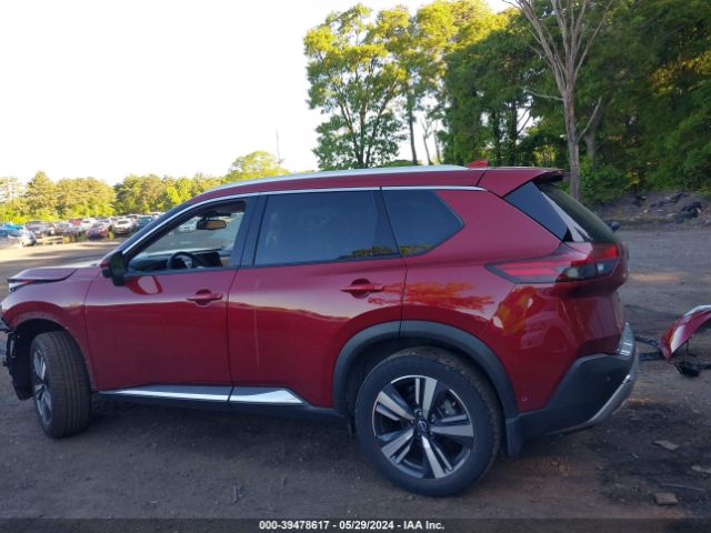 JN8BT3DD8NW271945 Nissan Rogue Platinum Intelligent Awd