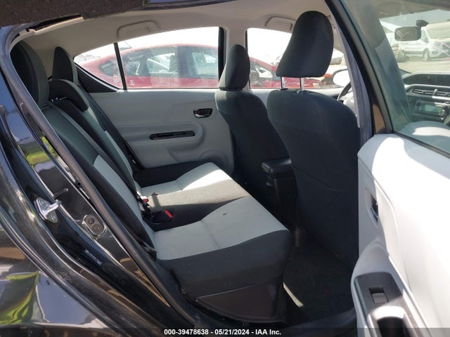 Toyota Prius C Two 2014 JTDKDTB33E1559033 Image 8