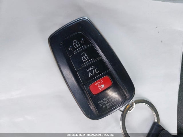Toyota Prius Prime Premium 2019 JTDKARFP1K3118087 Image 11