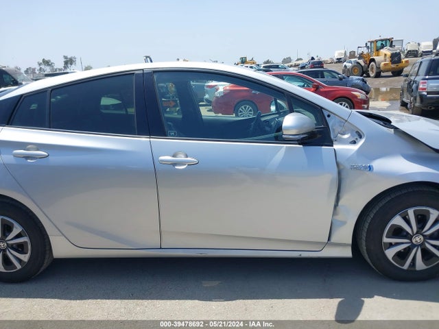 Toyota Prius Prime Premium 2019 JTDKARFP1K3118087 Image 13