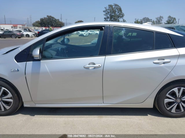 Toyota Prius Prime Premium 2019 JTDKARFP1K3118087 Image 14