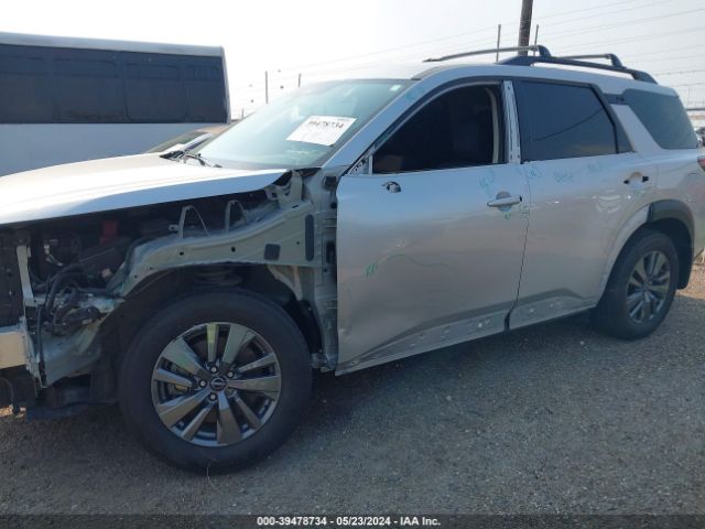5N1DR3BA8NC253311 Nissan Pathfinder Sv 2wd