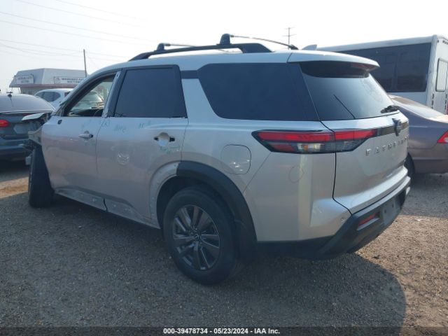 5N1DR3BA8NC253311 Nissan Pathfinder Sv 2wd