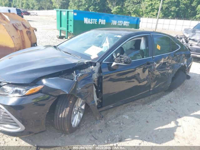 4T1C11AK8RU190146 Toyota CAMRY LE