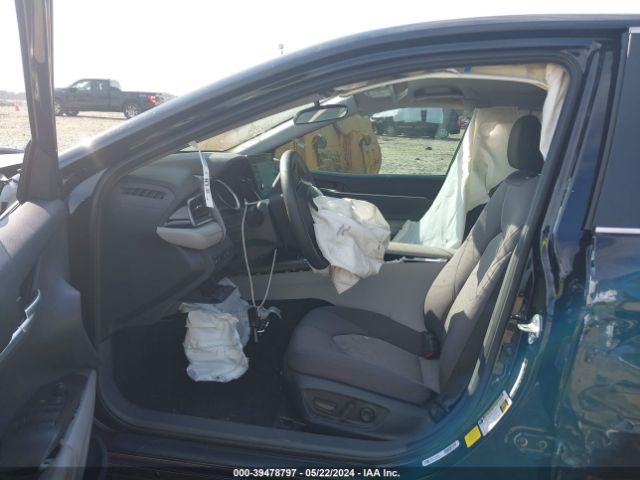 4T1C11AK8RU190146 Toyota CAMRY LE
