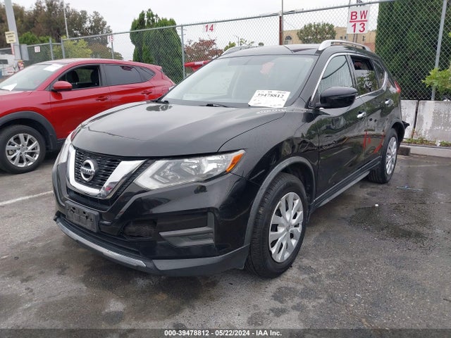 Nissan ROGUE S 2017 JN8AT2MT4HW389198 Image 2