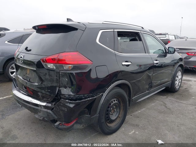 Nissan ROGUE S 2017 JN8AT2MT4HW389198 Image 4